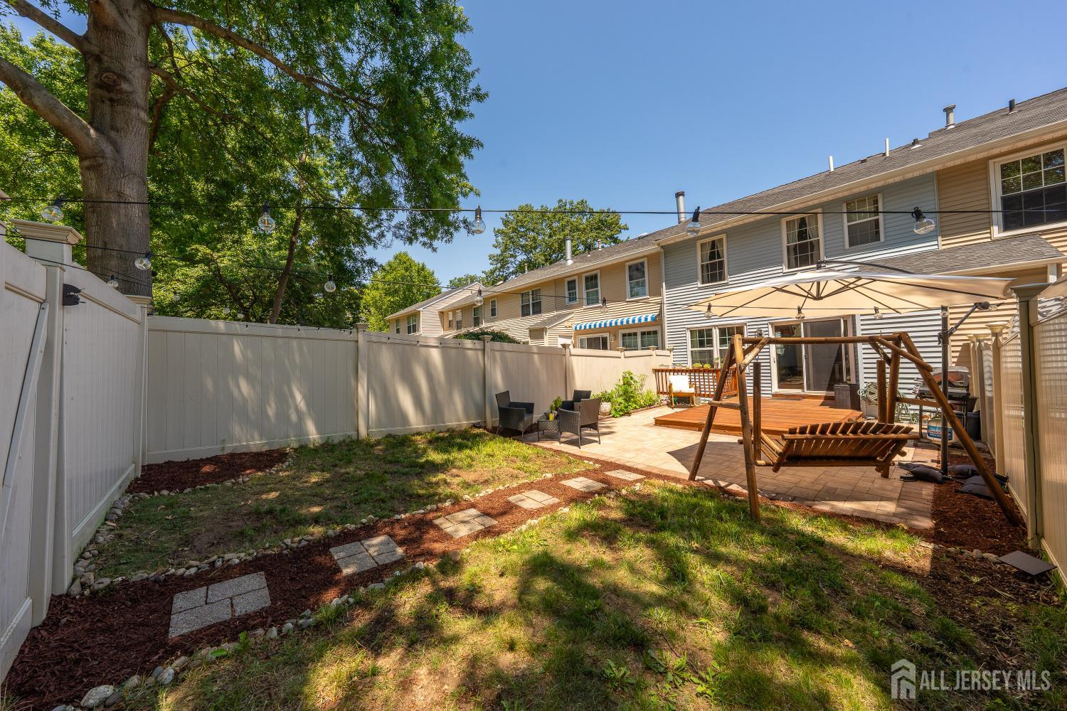 35 E Byrnes Lane E Sayreville NJ 08872