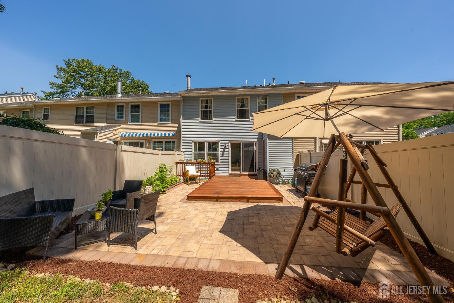 35 E Byrnes Lane E Sayreville NJ 08872