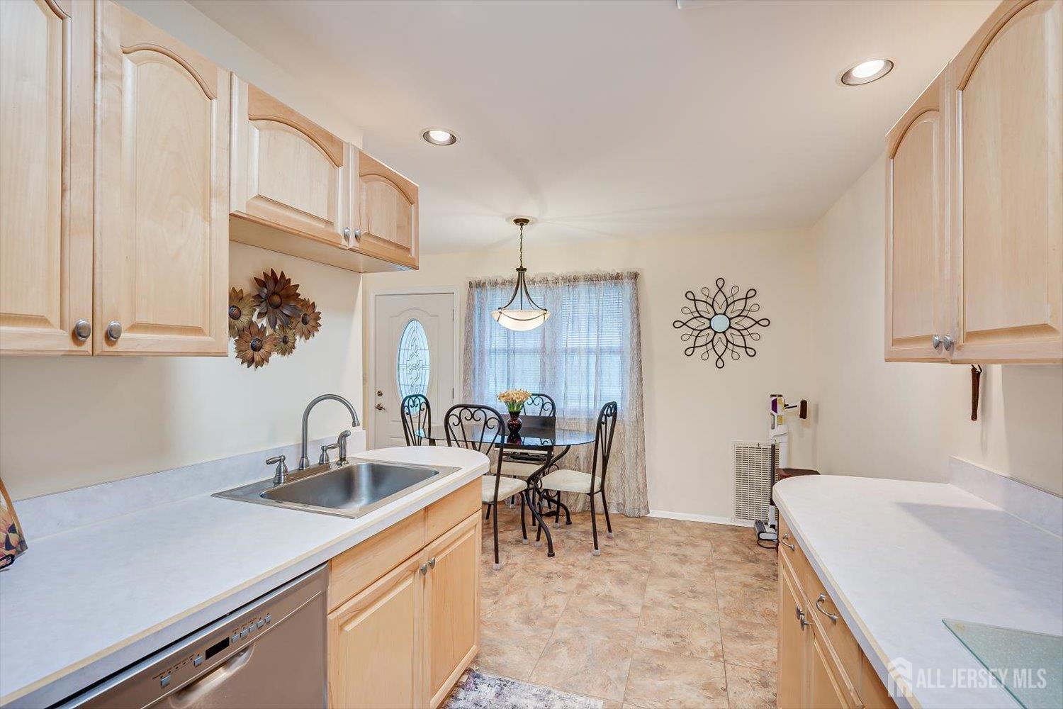 23 Nevada Court Old Bridge NJ 07747