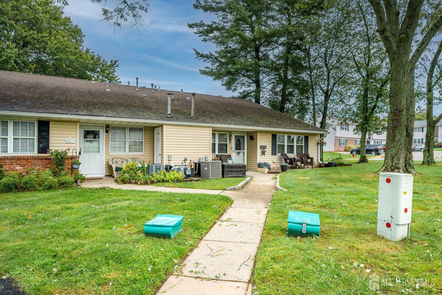 23 Nevada Court Old Bridge NJ 07747