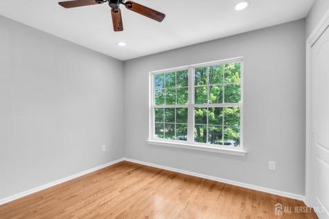 242 Hawthorne Road North Brunswick NJ 08902