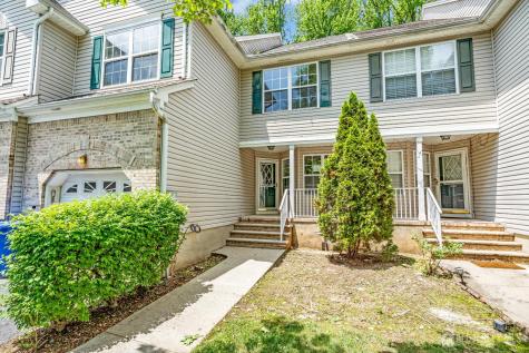 242 Hawthorne Road North Brunswick NJ 08902