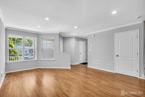 242 Hawthorne Road North Brunswick NJ 08902