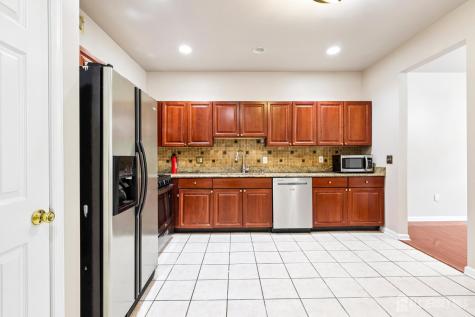 270 Pinelli Drive Piscataway NJ 08854
