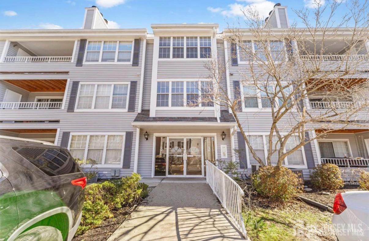 2308 Candlelight Court Helmetta NJ 08828