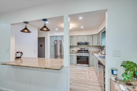 1602 Deerfield Drive Edison NJ 08820