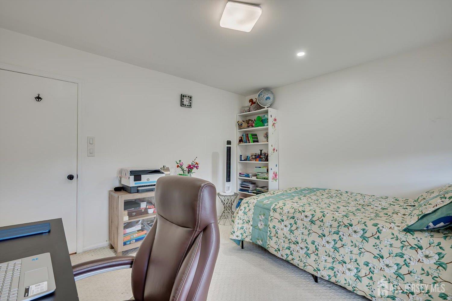 1602 Deerfield Drive Edison NJ 08820