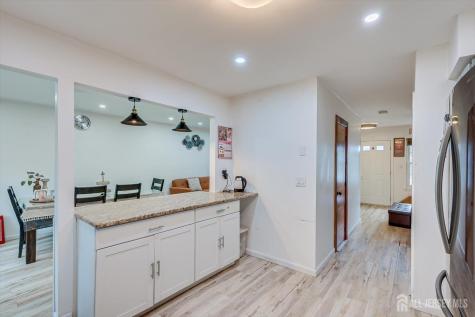 1602 Deerfield Drive Edison NJ 08820