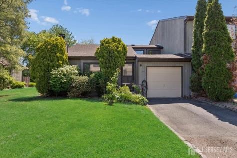 107 Bowne Court Old Bridge NJ 07747
