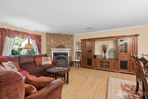 107 Bowne Court Old Bridge NJ 07747