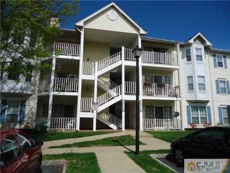 306 Wimbeldon Court North Brunswick NJ 08902