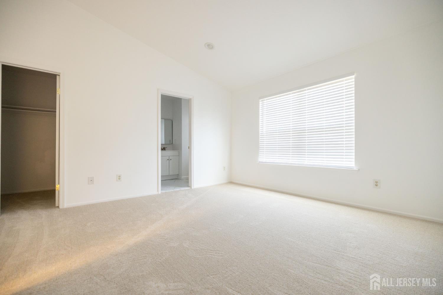 184 Bexley Lane Middlesex NJ 08854