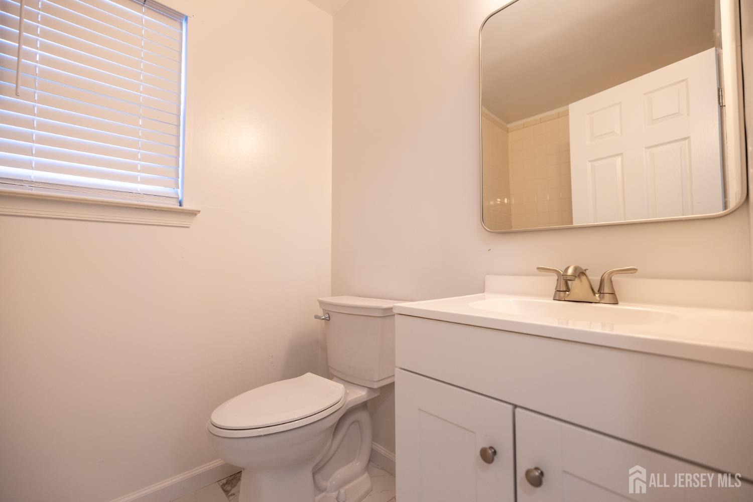 184 Bexley Lane Middlesex NJ 08854