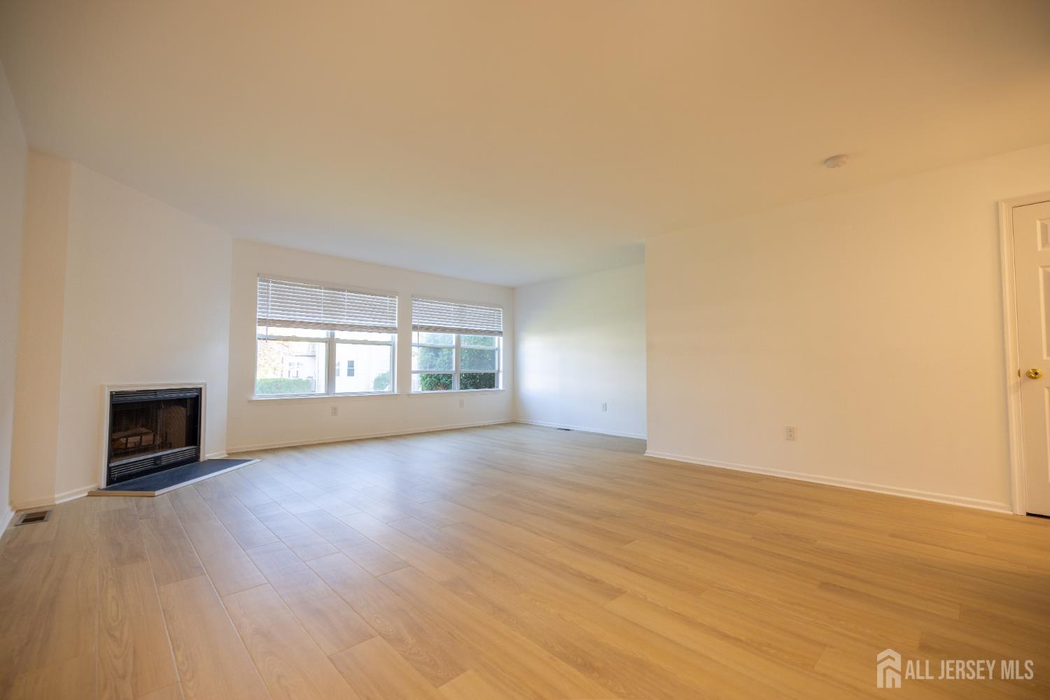 184 Bexley Lane Middlesex NJ 08854