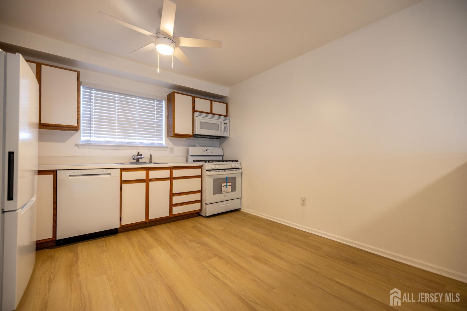 184 Bexley Lane Middlesex NJ 08854