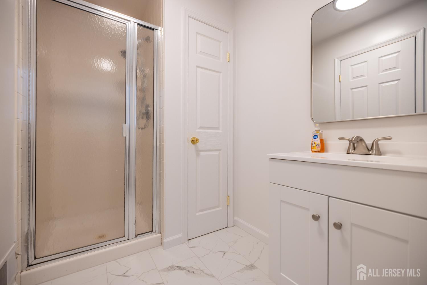 184 Bexley Lane Middlesex NJ 08854