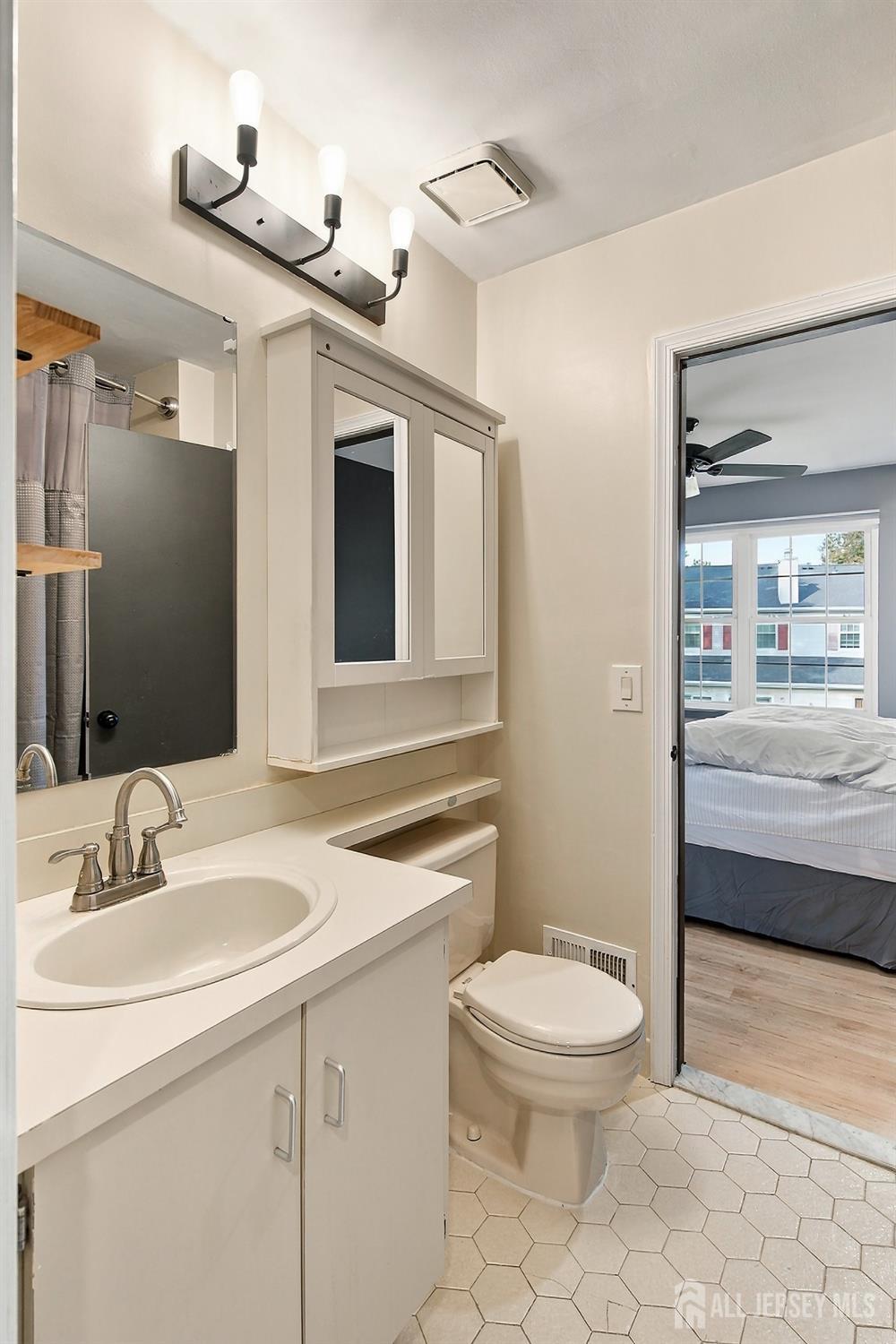 369 Mcdowell Drive East Brunswick NJ 08816