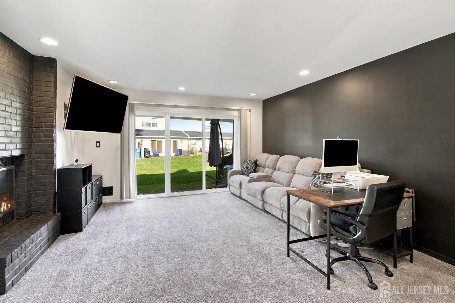 369 Mcdowell Drive East Brunswick NJ 08816