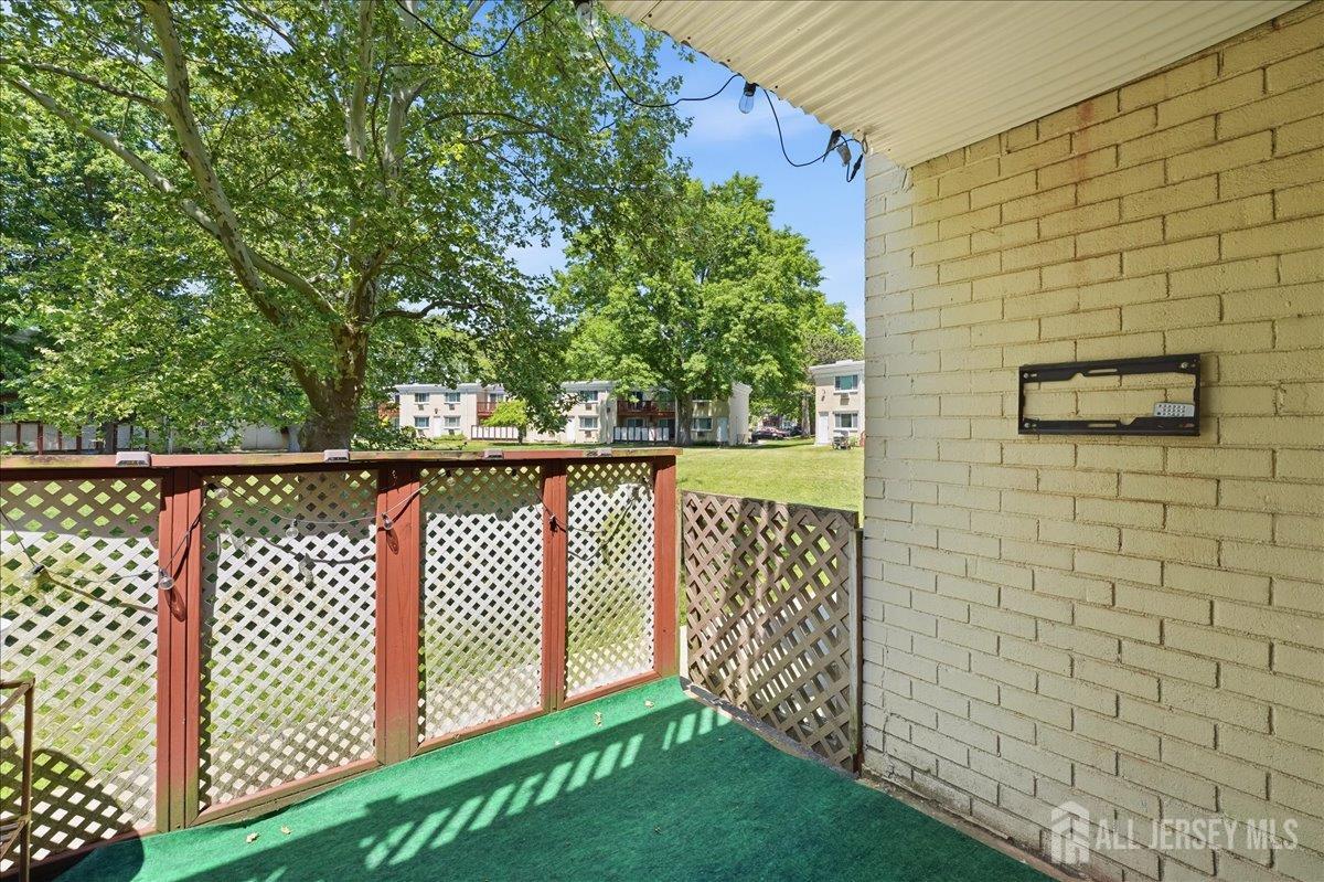 18 Lake Avenue East Brunswick NJ 08816