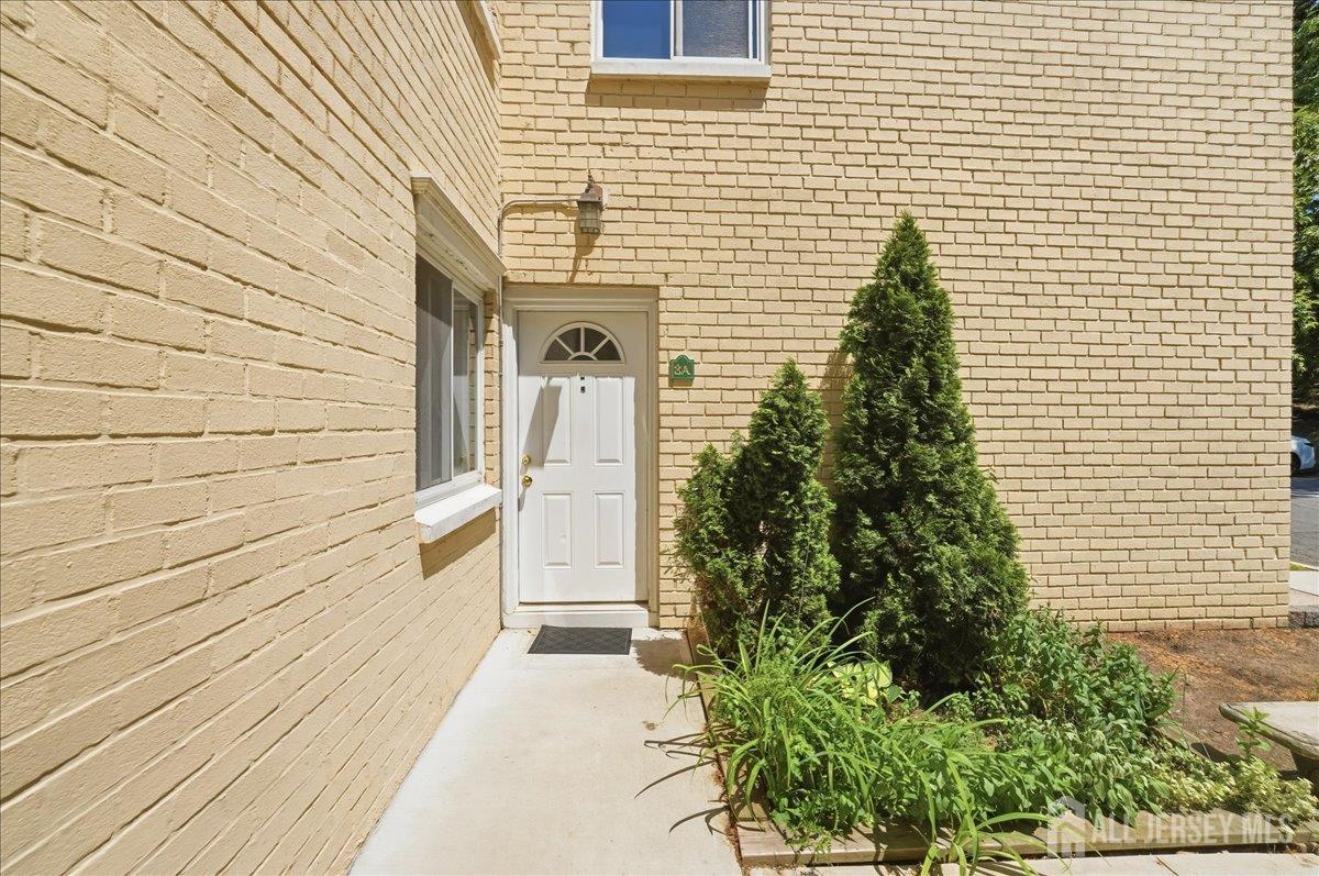18 Lake Avenue East Brunswick NJ 08816