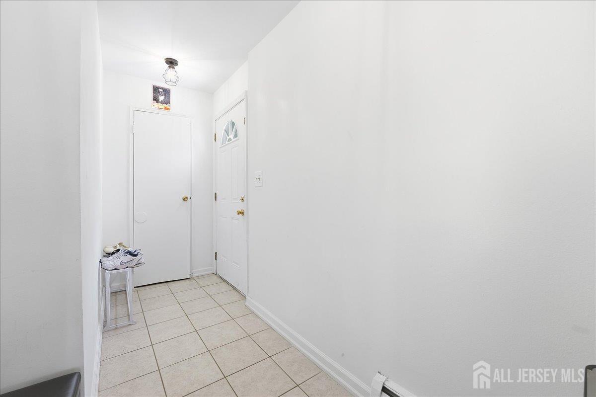 18 Lake Avenue East Brunswick NJ 08816