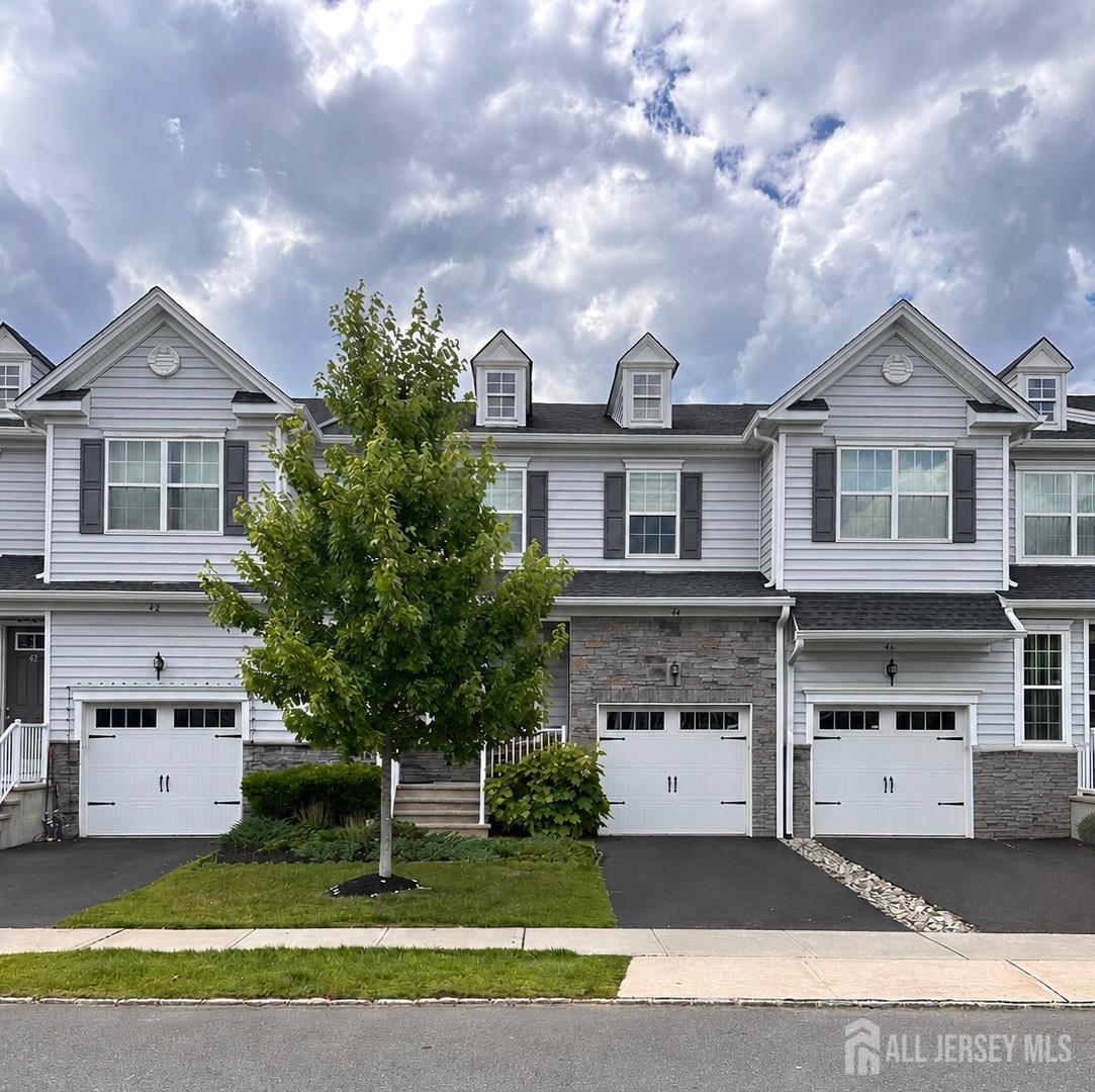 44 Begonia Lane Monroe NJ 08831