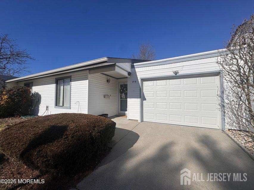 97-B Salix Plaza Monroe NJ 08831