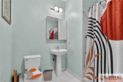 315 Regency Place Woodbridge Proper NJ 07095