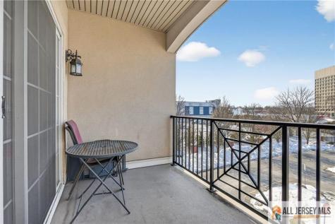 315 Regency Place Woodbridge Proper NJ 07095
