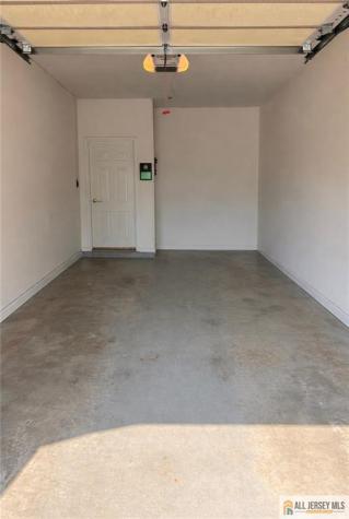 315 Regency Place Woodbridge Proper NJ 07095