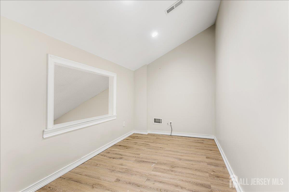 1403 Pebble Place Sayreville NJ 08859
