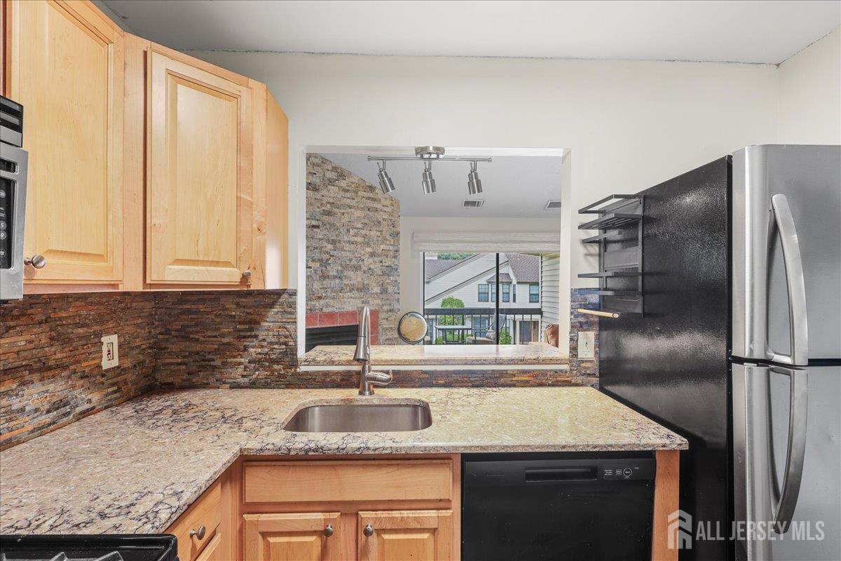 1403 Pebble Place Sayreville NJ 08859