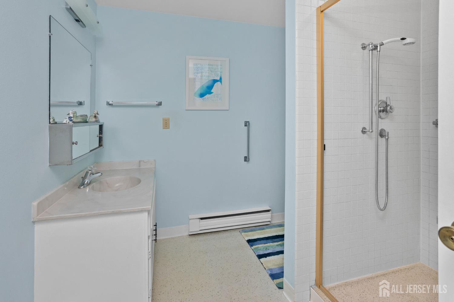 136 Plymouth Lane Monroe NJ 08831