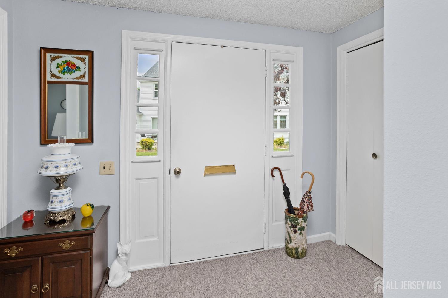 136 Plymouth Lane Monroe NJ 08831
