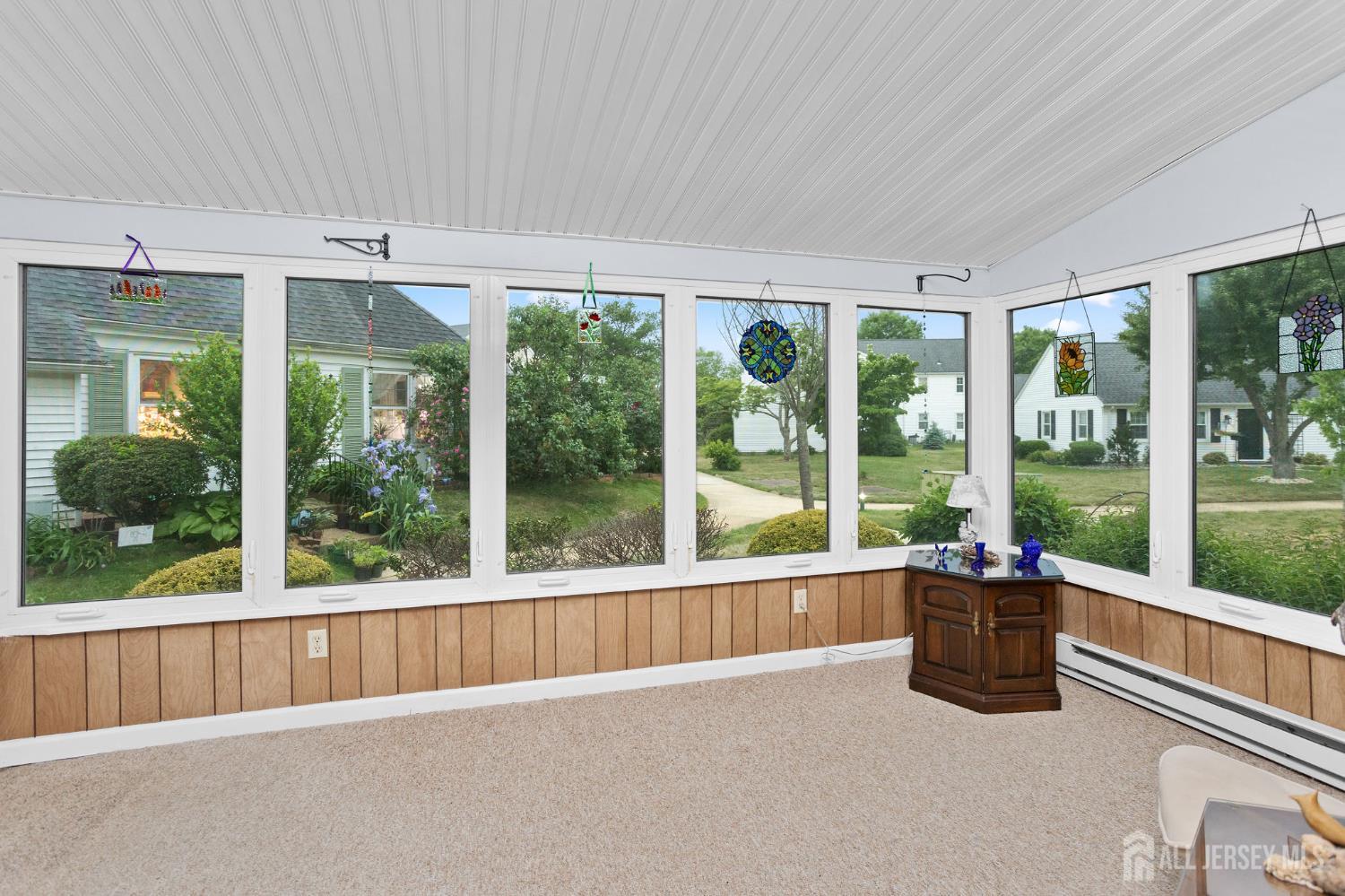 136 Plymouth Lane Monroe NJ 08831