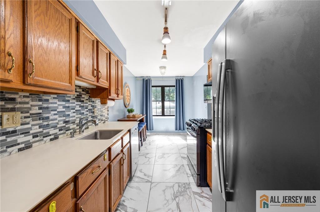 16 Estate Road Hillsborough NJ 08844
