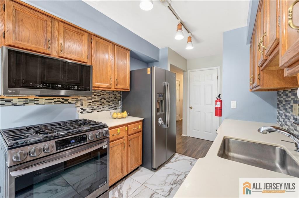 16 Estate Road Hillsborough NJ 08844