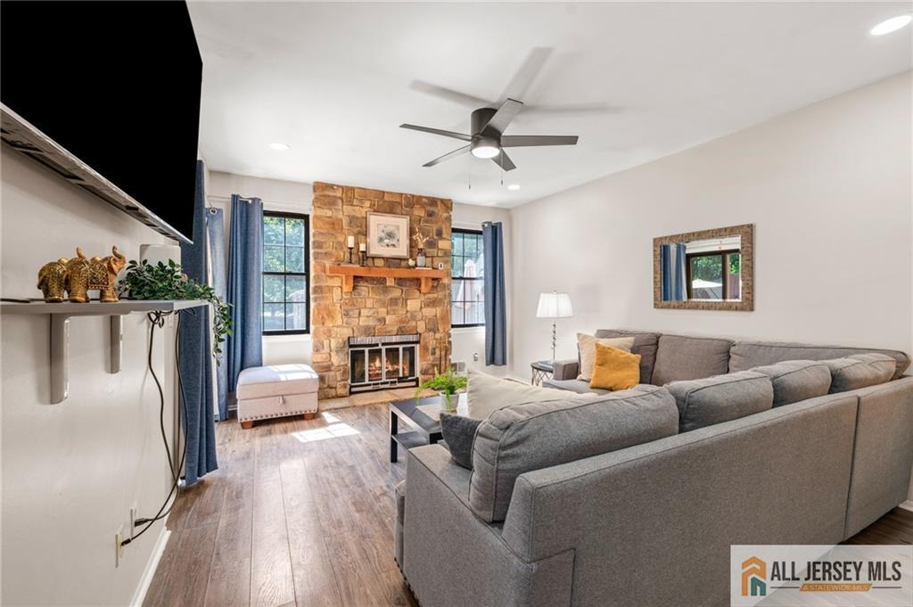 16 Estate Road Hillsborough NJ 08844