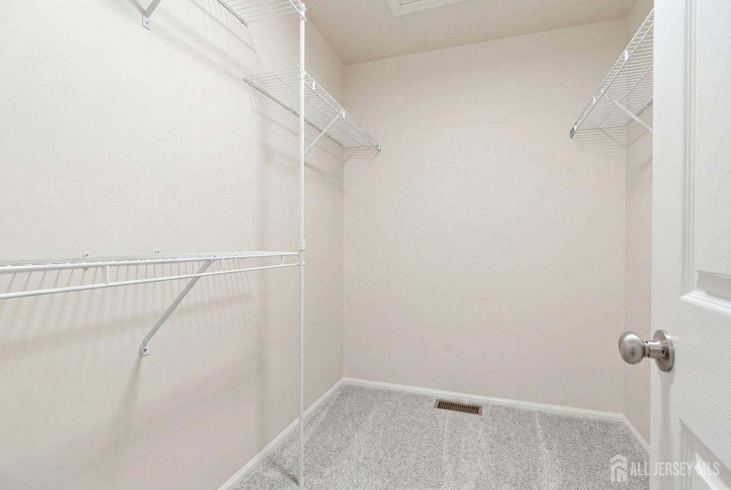 267 Century Way Manalapan NJ 07726
