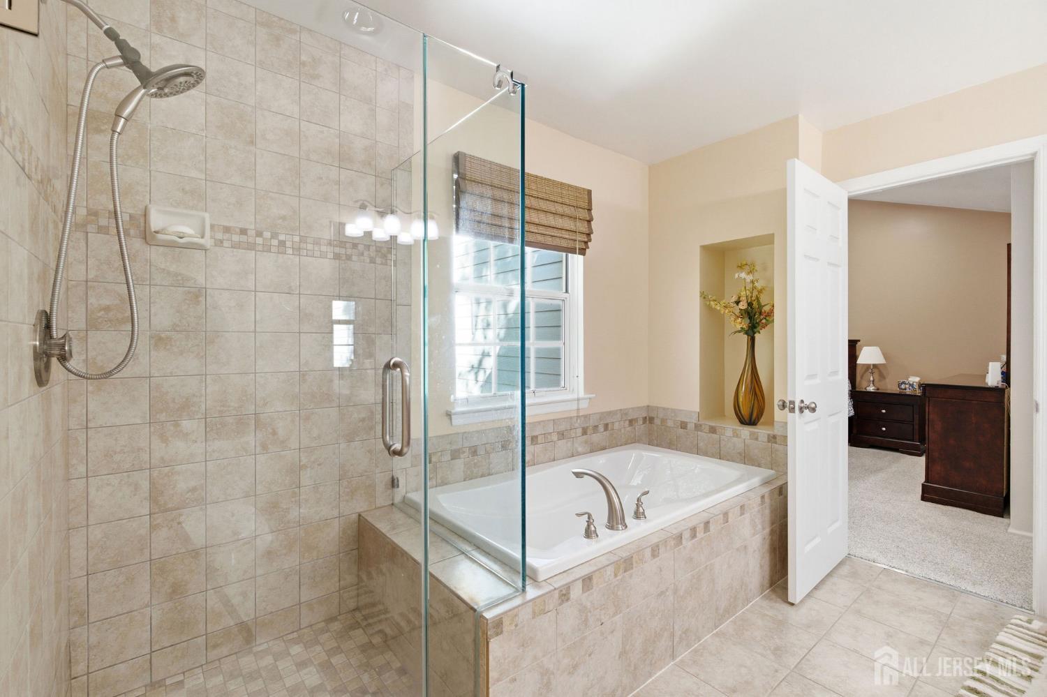 267 Century Way Manalapan NJ 07726