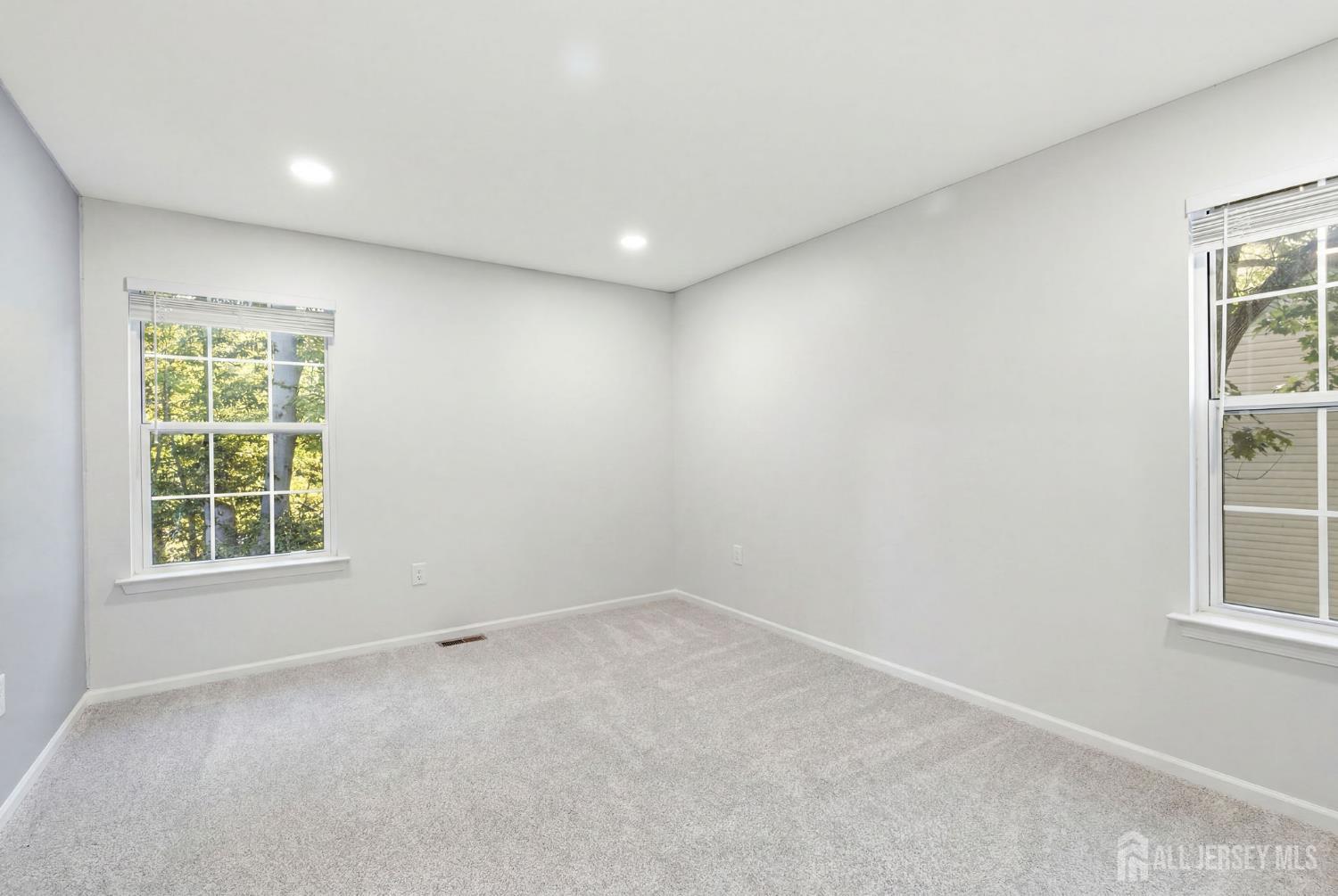 267 Century Way Manalapan NJ 07726
