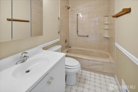 124 Concordia Circle Monroe NJ 08831