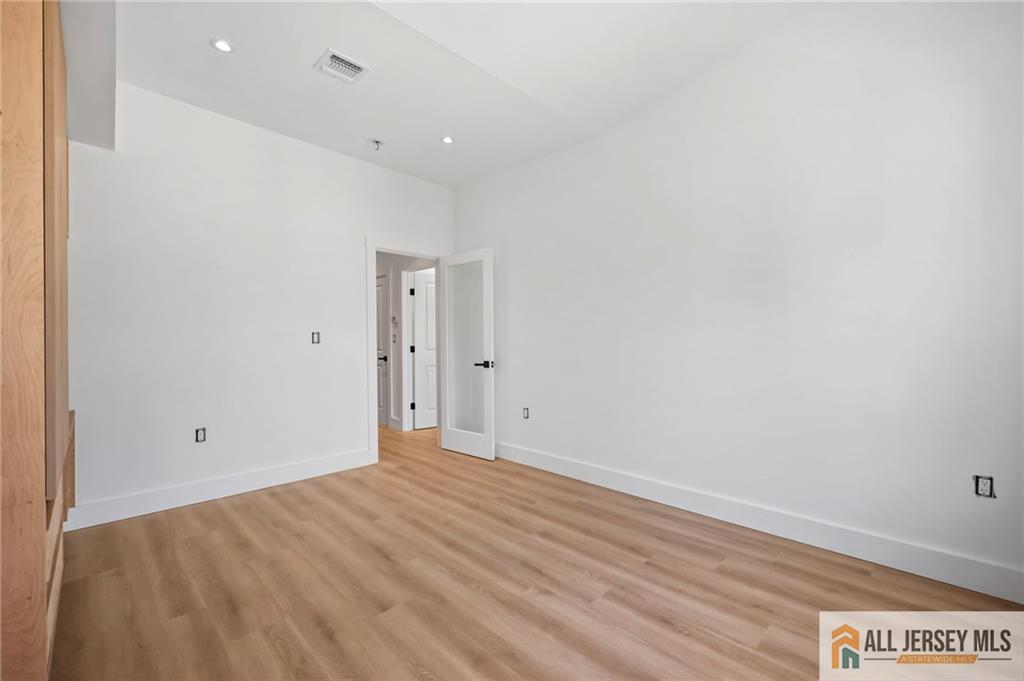 291 New York Avenue Jersey City NJ 07307