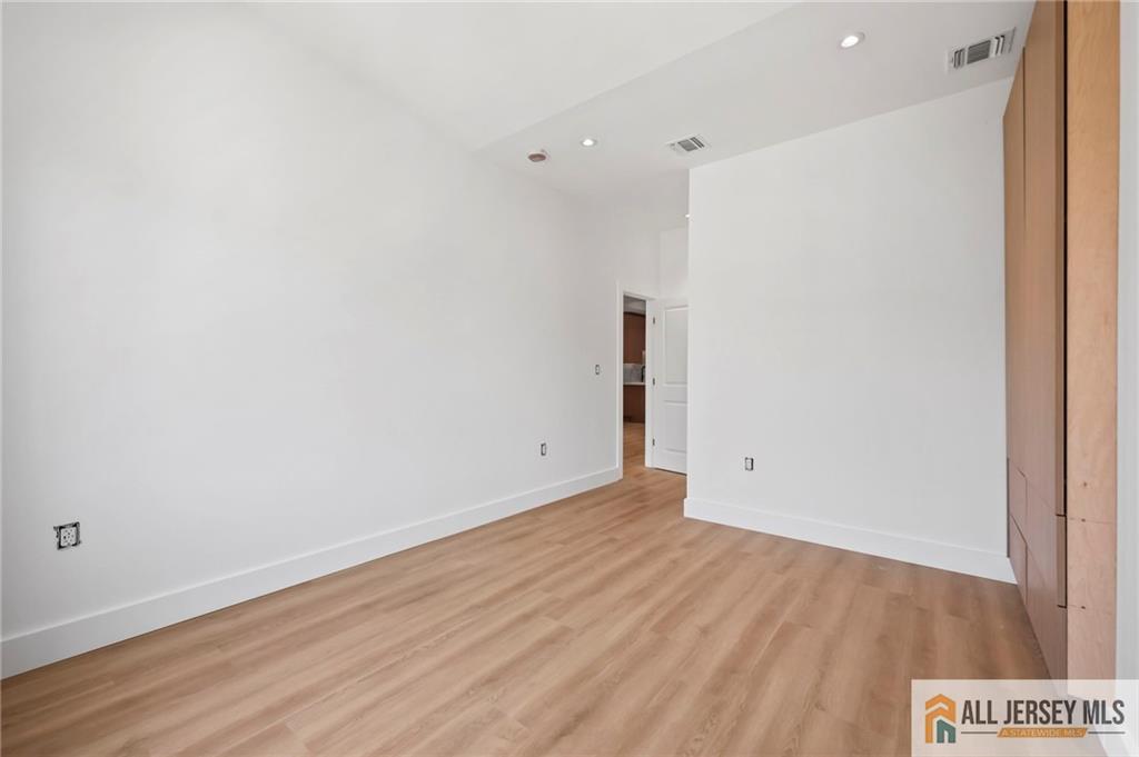 291 New York Avenue Jersey City NJ 07307