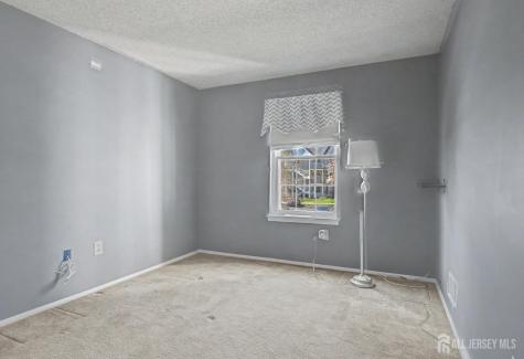 8 Clay Street North Brunswick NJ 08902