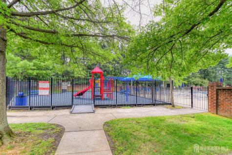 8 Clay Street North Brunswick NJ 08902