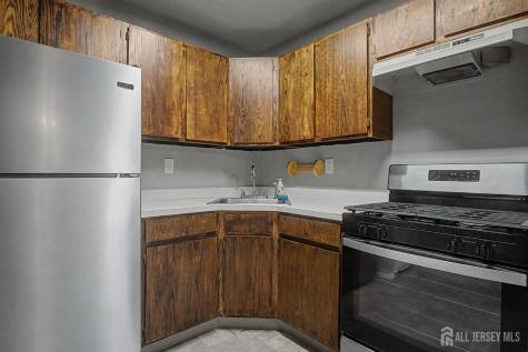 8 Clay Street North Brunswick NJ 08902