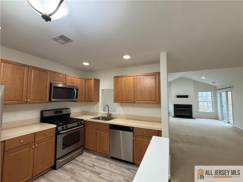 99 Chariot Court Piscataway NJ 08854