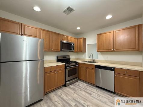 99 Chariot Court Piscataway NJ 08854