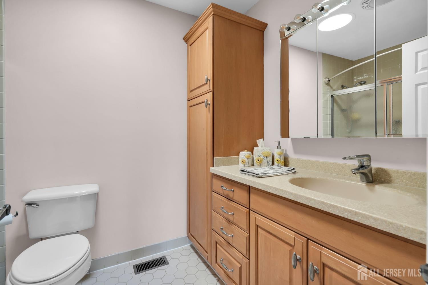 19 Hillsborough Drive Monroe NJ 08831